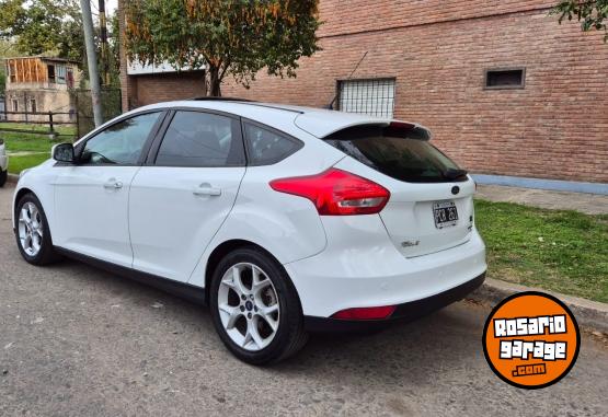 Autos - Ford Ford focus se plus permut 2015 Nafta 132000Km - En Venta