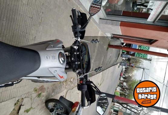 Motos - Motomel Skua 2022 Nafta 6600Km - En Venta