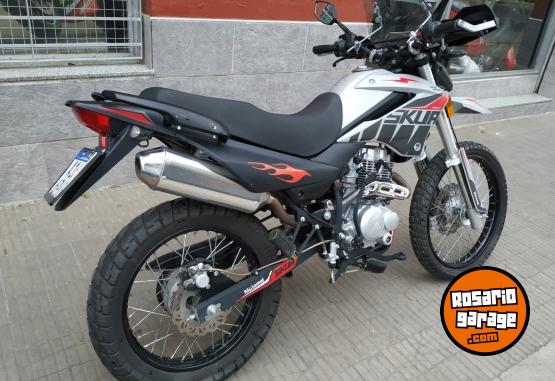 Motos - Motomel Skua 2022 Nafta 6600Km - En Venta