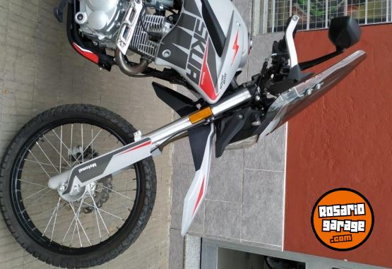 Motos - Motomel Skua 2022 Nafta 6600Km - En Venta