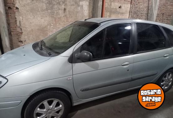 Autos - Renault Scenic 2005 Diesel 295000Km - En Venta