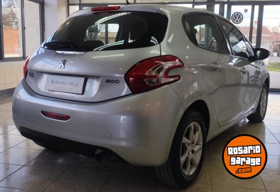 Autos - Peugeot 208 ALLURE TOUCH SCREEN 2016 Nafta 108000Km - En Venta