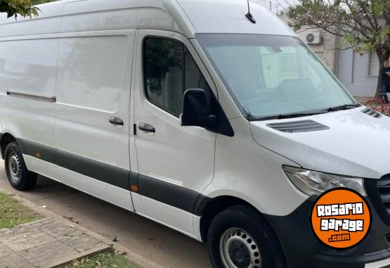 Utilitarios - Mercedes Benz Sprinter 416 2022 Diesel 160Km - En Venta