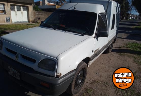 Utilitarios - Renault Express 1998 Diesel 420493Km - En Venta