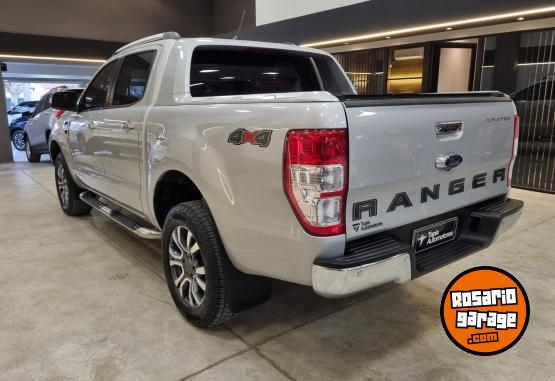 Camionetas - Ford RANGER 3.2 LTD 4X4 AT 2022 Diesel 25000Km - En Venta