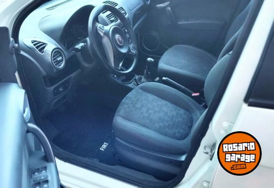 Autos - Fiat Palio Attractive full 2017 GNC 100000Km - En Venta