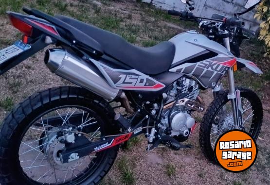 Motos - Motomel Skua Silver Edition 2023 Nafta 6000Km - En Venta