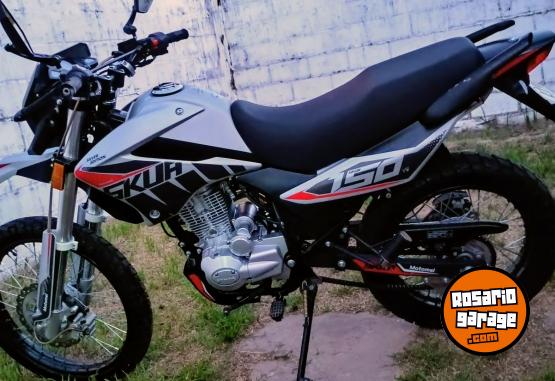 Motos - Motomel Skua Silver Edition 2023 Nafta 6000Km - En Venta