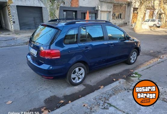 Autos - Volkswagen Suran 2016 Nafta 80000Km - En Venta