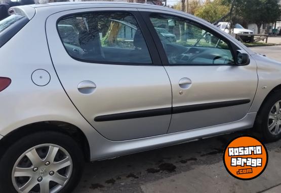 Autos - Peugeot 206 2007 Nafta 120000Km - En Venta