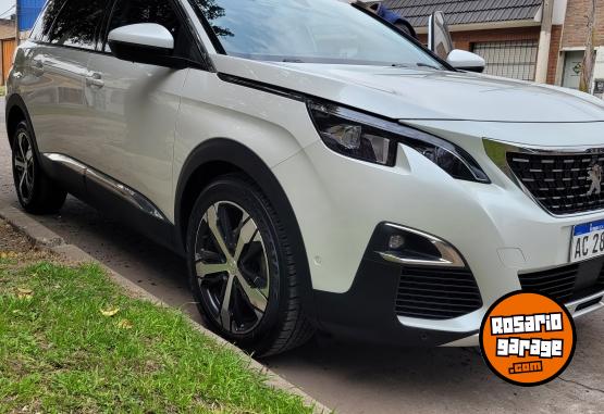 Autos - Peugeot 5008 allure plus 2018 Nafta 92000Km - En Venta