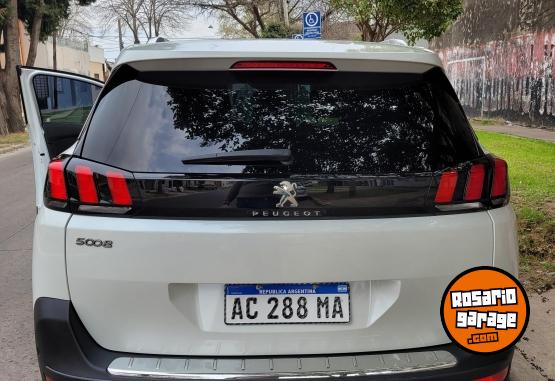 Autos - Peugeot 5008 allure plus 2018 Nafta 92000Km - En Venta