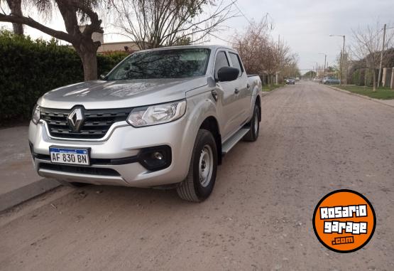 Camionetas - Renault Alaskan 2023 Diesel 45000Km - En Venta