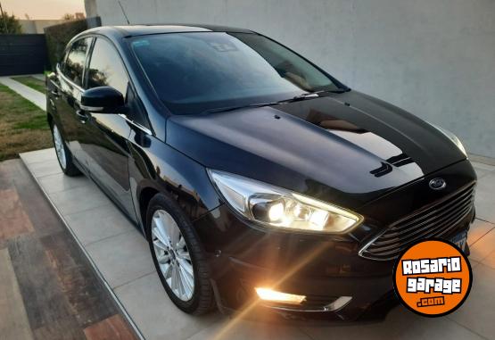 Autos - Ford Focus 2017 Nafta 100000Km - En Venta