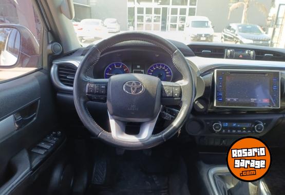 Camionetas - Toyota Hilux DC SRV 2.8 TDI MT 2018 Diesel 109300Km - En Venta