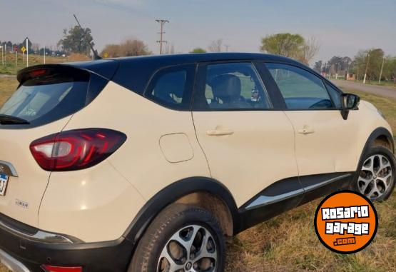 Autos - Renault Captur 2.0 intense 2018 Nafta 170000Km - En Venta