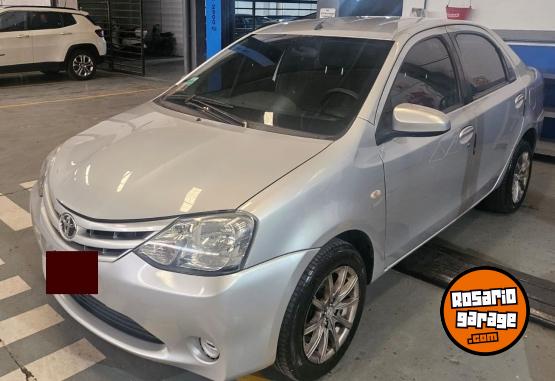 Autos - Toyota ETIOS 4P 1.5 XS 2015 Nafta 160000Km - En Venta