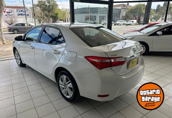 Autos - Toyota Corolla XEI Pack 2015 Nafta 110000Km - En Venta