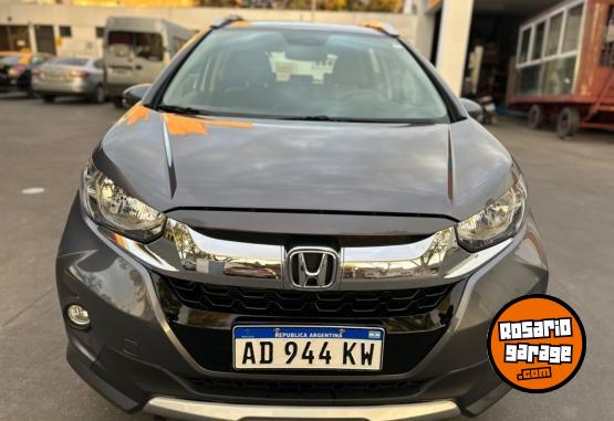 Autos - Honda WRV 2019 Nafta 8200Km - En Venta