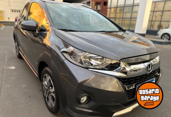 Autos - Honda WRV 2019 Nafta 8200Km - En Venta