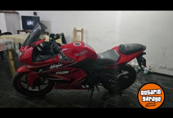 Motos - Kawasaki Ninja 250r 2011 Nafta 28000Km - En Venta