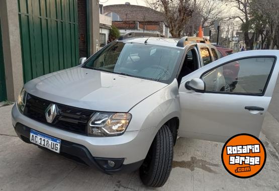 Autos - Renault DUSTER 2017 Nafta 96900Km - En Venta