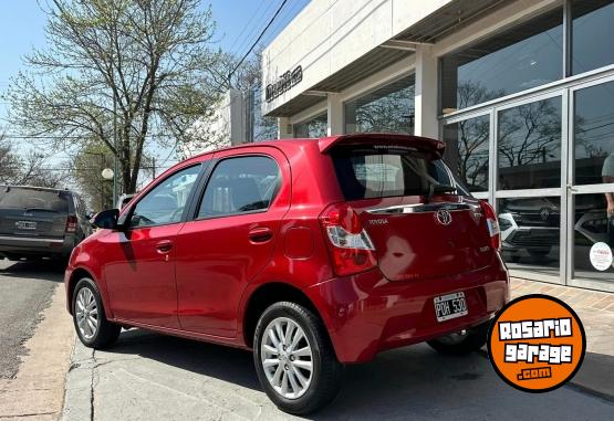 Autos - Toyota ETIOS 1.5 5 PTAS M/T XLS 2016 Nafta 58000Km - En Venta