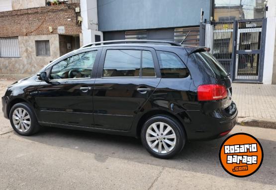 Autos - Volkswagen Suran trendline 1.6 permu 2012 Nafta 145000Km - En Venta