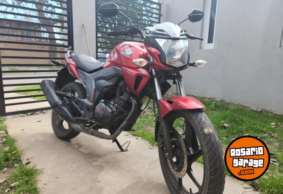 Motos - Honda Invicta 150 2015 Nafta 15000Km - En Venta