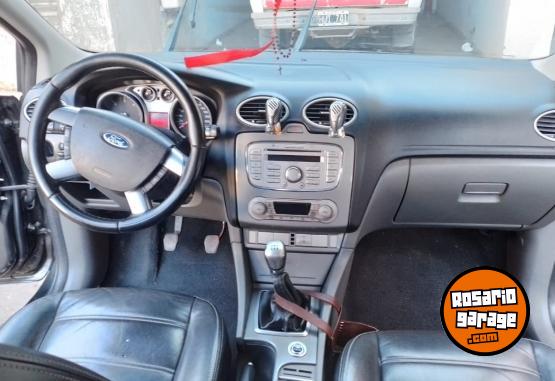 Autos - Ford Focus ghia 1.8 2013 Diesel 270000Km - En Venta