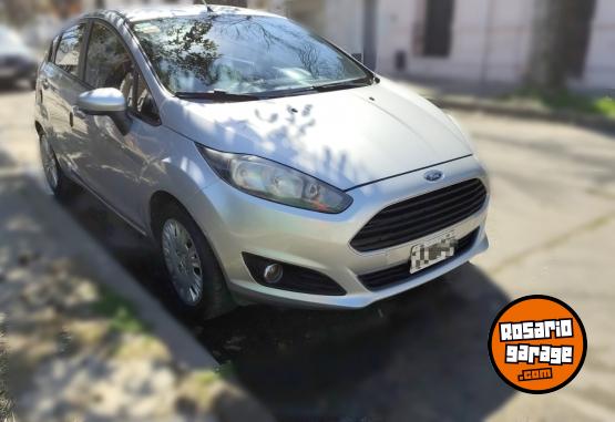 Autos - Ford Fiesta 2015 Nafta 120000Km - En Venta