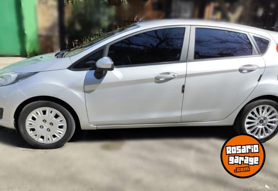 Autos - Ford Fiesta 2015 Nafta 120000Km - En Venta