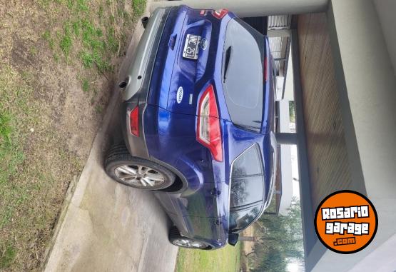 Autos - Ford Kuga titanium 1.6 4z4 2013 Nafta 200000Km - En Venta