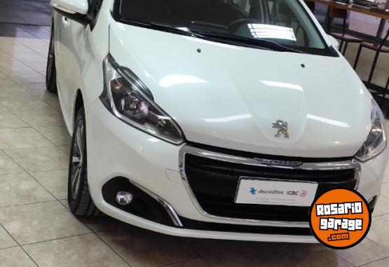 Autos - Peugeot 208 ALLURE 2017 Nafta 65156Km - En Venta