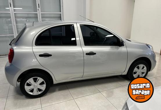 Autos - Nissan MARCH - ACTIVE PURE DRIVE 2017 Nafta 42000Km - En Venta