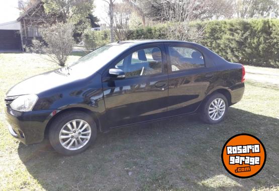 Autos - Toyota Etios XLS 1.6 2016 Nafta 82500Km - En Venta