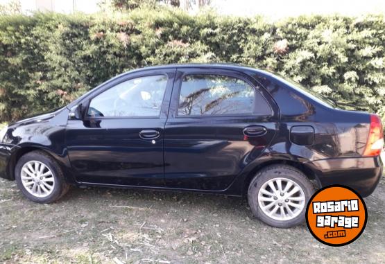 Autos - Toyota Etios XLS 1.6 2016 Nafta 82500Km - En Venta