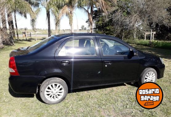 Autos - Toyota Etios XLS 1.6 2016 Nafta 82500Km - En Venta