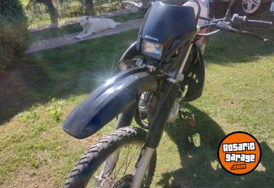 Motos - Honda Tornado 2018 Nafta 9800Km - En Venta