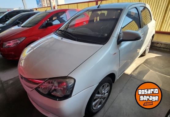 Autos - Toyota Etios 2016 Nafta  - En Venta