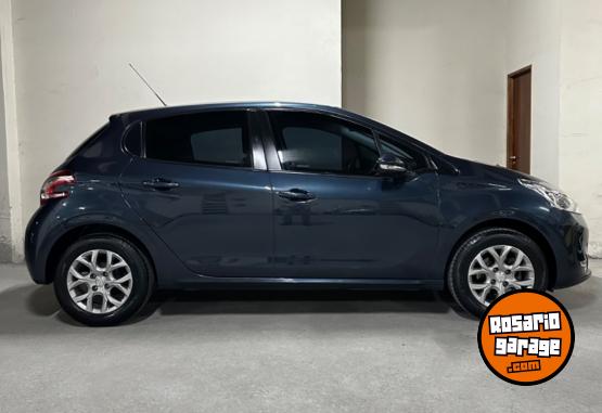 Autos - Peugeot 208 2016 Nafta 54000Km - En Venta