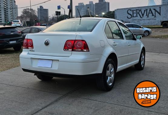 Autos - Volkswagen Bora 2013 Nafta  - En Venta