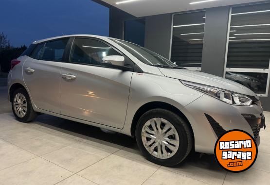 Autos - Toyota yaris 2021 Nafta 52000Km - En Venta