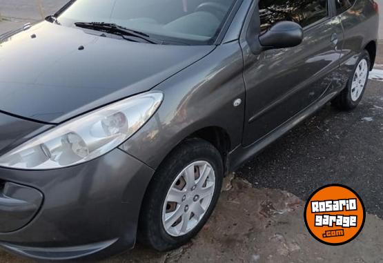 Autos - Peugeot 207 2011 Nafta 200000Km - En Venta