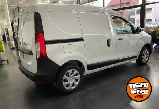 Utilitarios - Renault Kangoo 2024 Nafta 0Km - En Venta