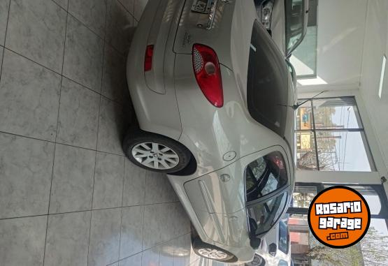 Autos - Peugeot 207 Compact 2014 GNC 150000Km - En Venta