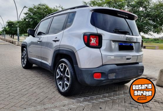 Camionetas - Jeep RENEGADE LONGITUDE 1.8 2019 Nafta 69000Km - En Venta