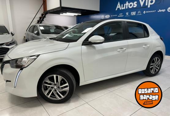 Autos - Peugeot 208 ALLURE PACK 2023 Nafta 14500Km - En Venta