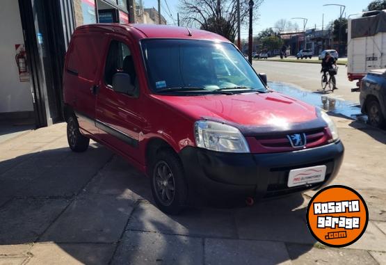 Utilitarios - Peugeot Partner 2014 Diesel 132536Km - En Venta