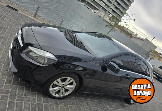 Autos - Mercedes Benz A200 2018 Nafta 72000Km - En Venta